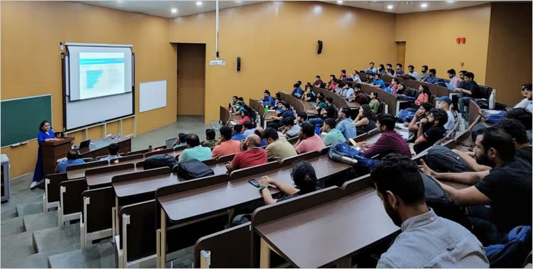 Indian Institute of Management (IIM) Calcutta Thumbnail 4