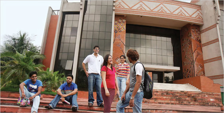 Indian Institute of Management (IIM) Calcutta Thumbnail 2