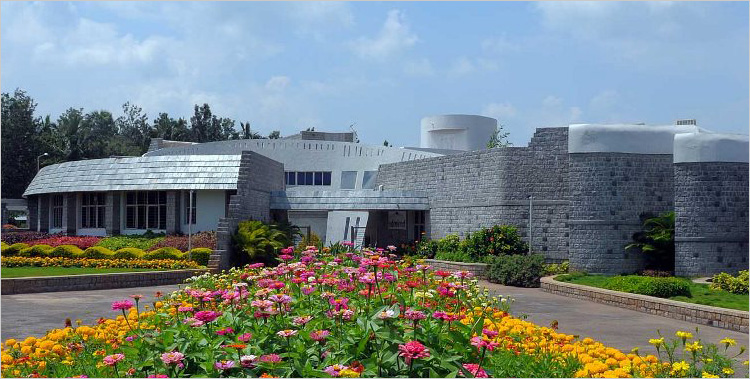 Shri Dharmasthala Manjunatheshwara Institute for Management Development (SDMIMD) Mysore Image 1