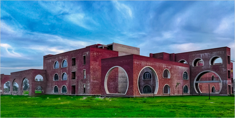 Indian Institute of Management (IIM) Kashipur Image 1