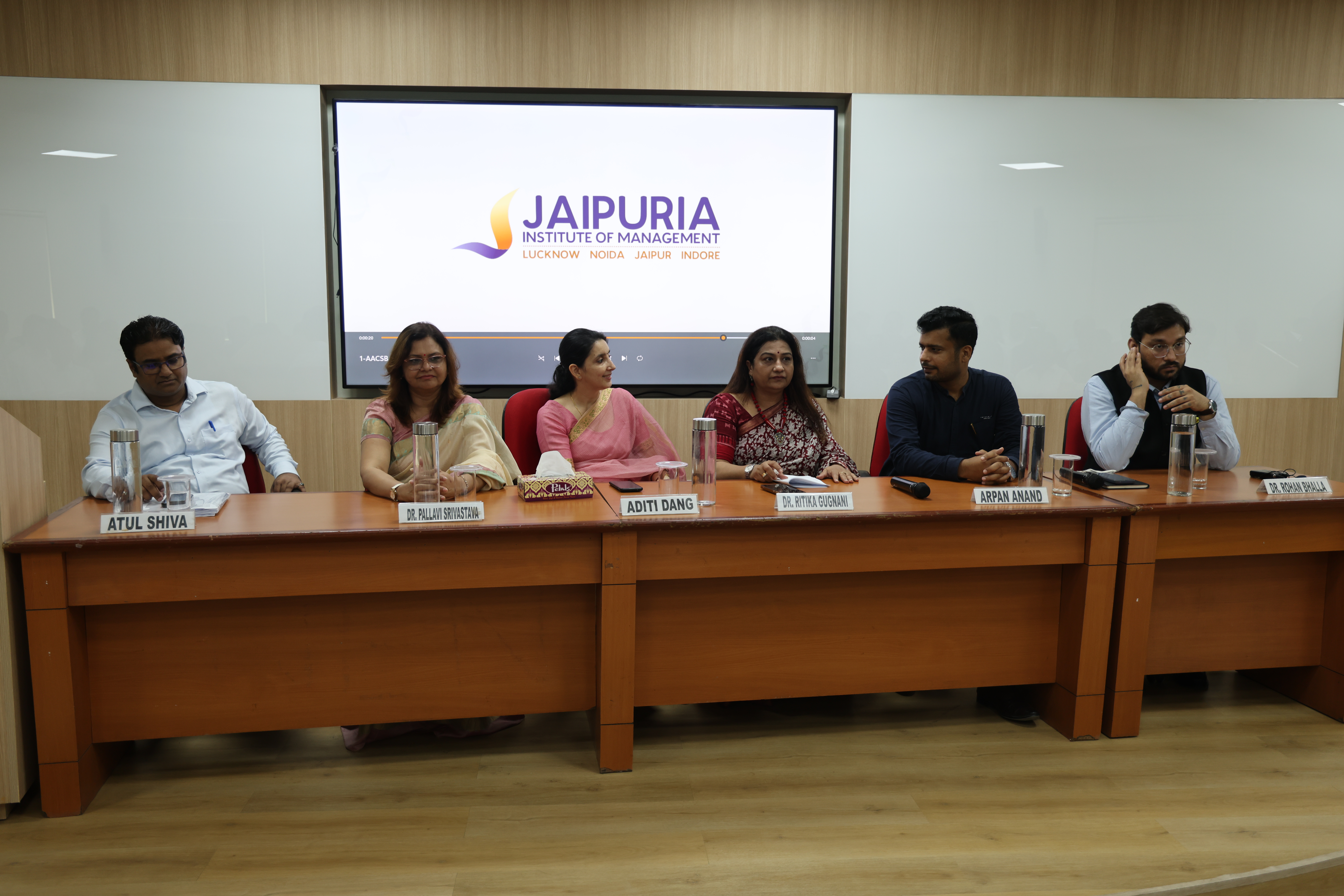 Jaipuria Noida