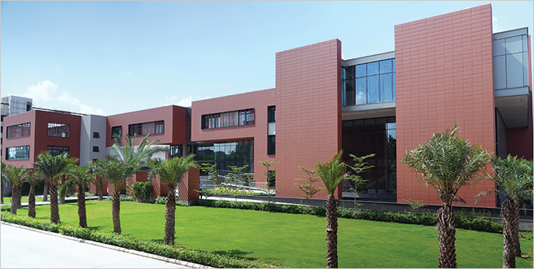 Sparsh Global Business School (SGBS) Greater Noida Thumbnail 2