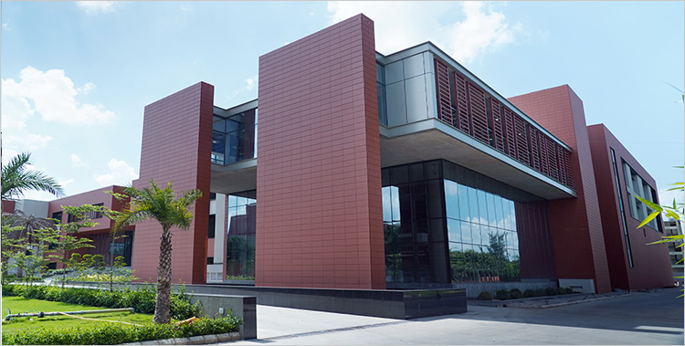 Sparsh Global Business School (SGBS) Greater Noida Image 1